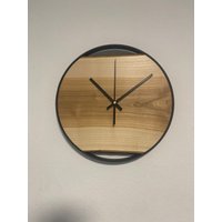 Moderne Wanduhr Aus Kirschholz Mit Eisenring von holzunikatedelfs