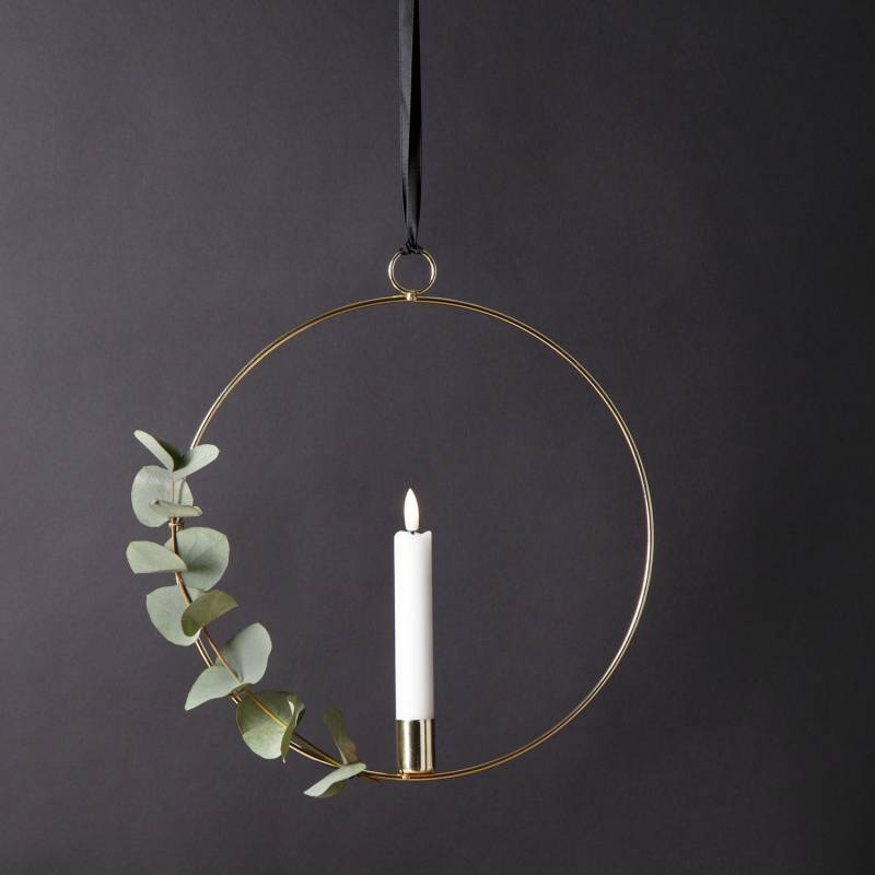 Dekoring mit LED Kerze Flamme - mit Aufhänger - D: 28,5cm - Timer - Batterie - gold von MARELIDA