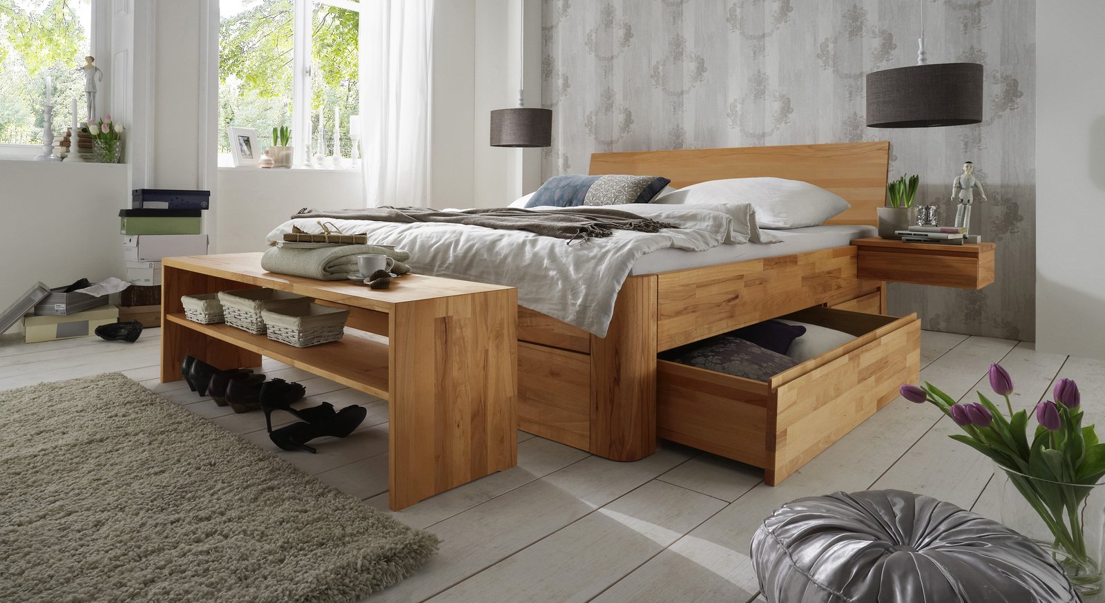 Doppelbett mit Bettkasten - 140x220 cm - Buche natur - Funktionsbett Zarbo