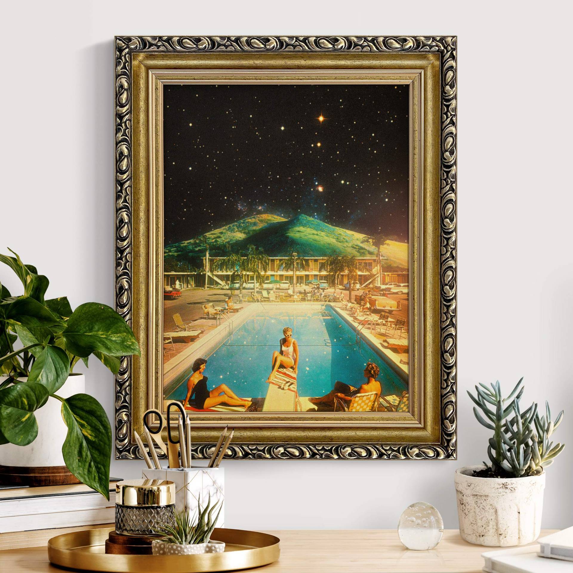 Leinwandbild mit Barockrahmen Retro Collage - Weltraum Pool