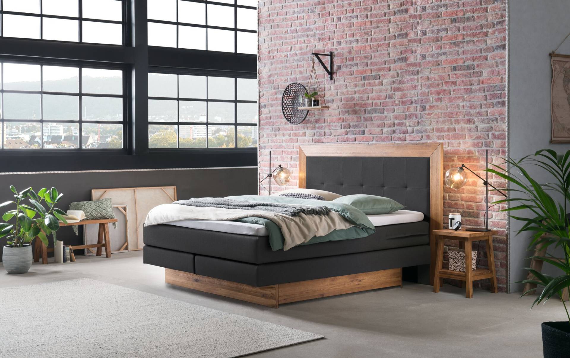 Hasena Boxspringbett inkl. Stauraum Texas, Farbe: ublade: MDF weiss / Front Bettkasten und Kopfteil: 93-Wildeiche natur, gebürstet, geölt, Bezugsfarbe: Pepe anthrazit, verschiedene Größen