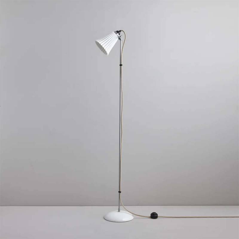 Hector Pleat Medium Stehleuchte, H: 127 - 137 cm, Weiß Natur
