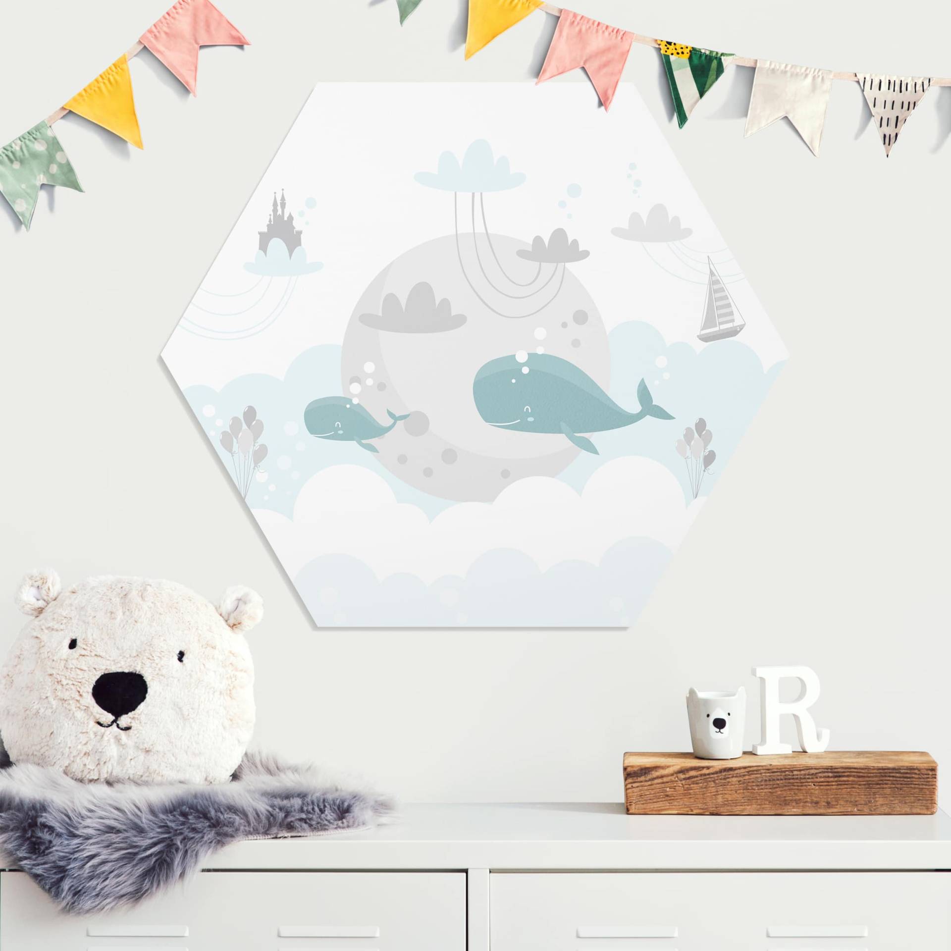 Hexagon-Forexbild Wolken mit Wal und Schloss