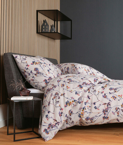 Janine Janine Feinbiber Bettwäsche DAVOS 65154 lila weinbeere Größe: 155x220 cm + 80x80 cm Janine Janine Feinbiber Bettwäsche DAVOS 65154 lila weinbeere Größe: 155x220 cm + 80x80 cm