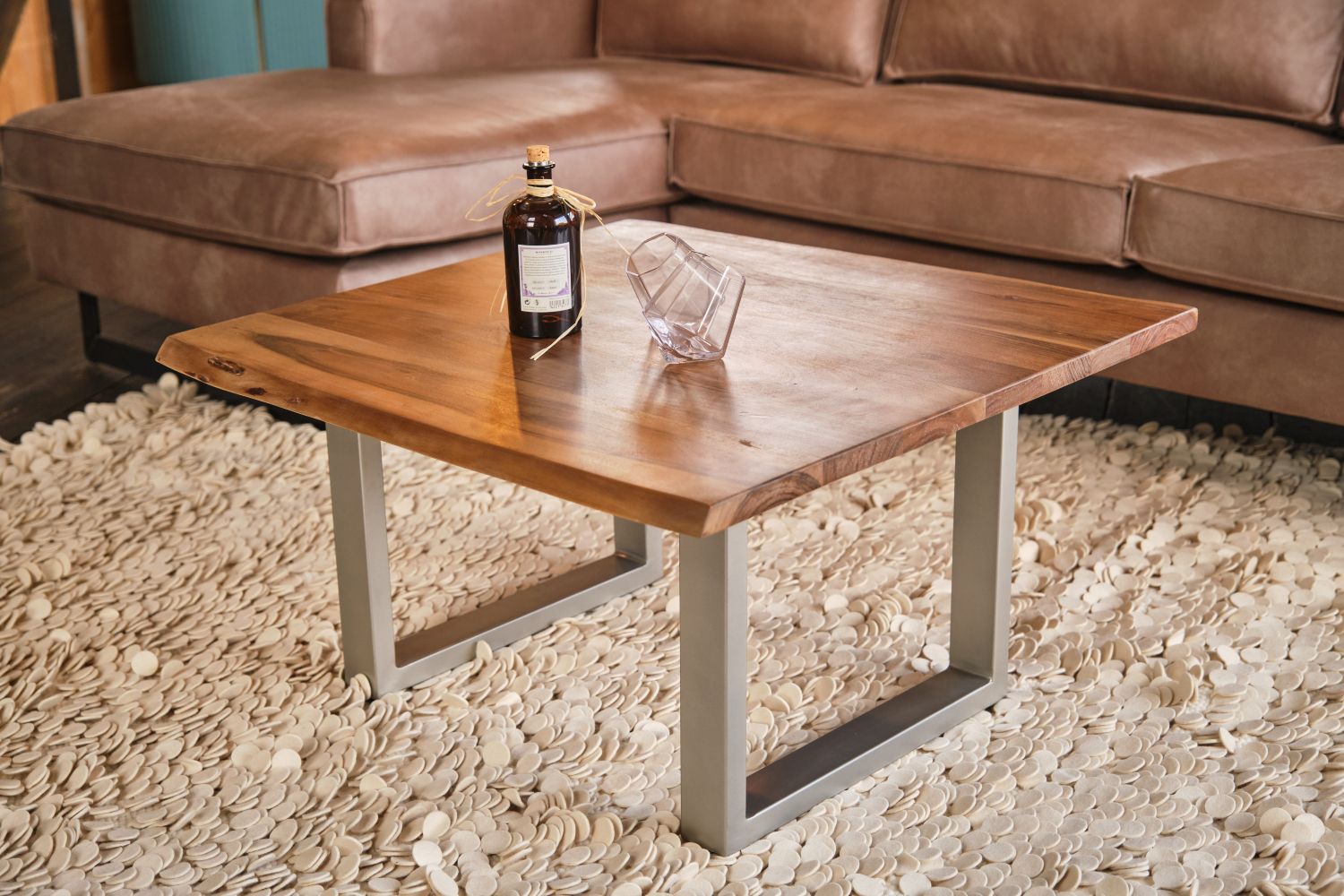 KAWOLA Couchtisch LORE 80x80cm massiv mit Baumkante Fuß silber KAWOLA Couchtisch LORE 80x80cm massiv mit Baumkante Fuß silber