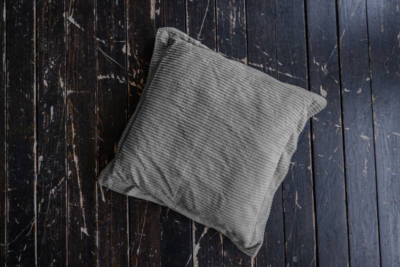 KAWOLA Flatterkissen MADELINE Cord grau 75x75cm