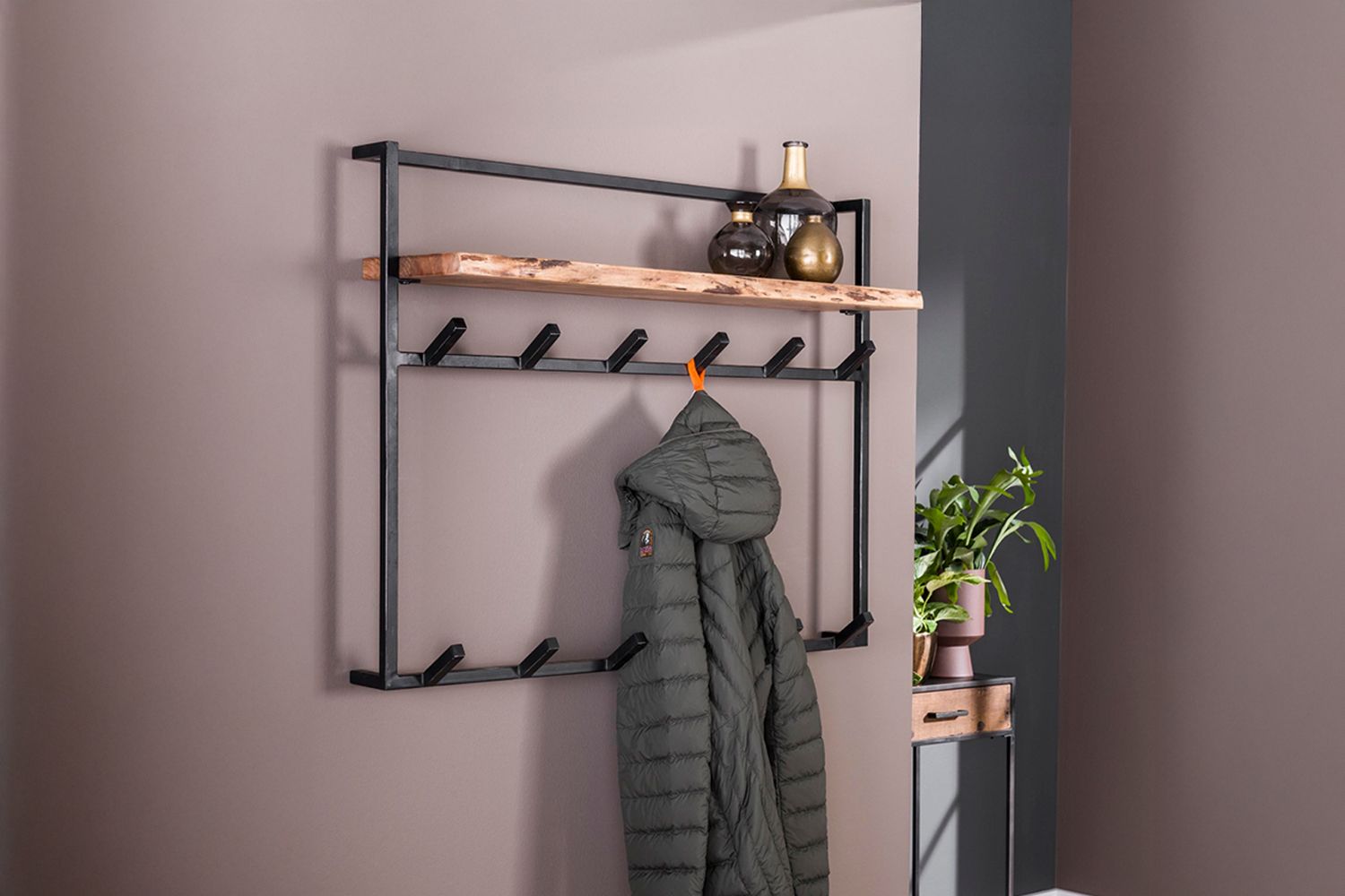 KAWOLA Garderobe RAICA Akazie Metall Hutablage 12 Haken schwarz KAWOLA Garderobe RAICA Akazie Metall Hutablage 12 Haken schwarz