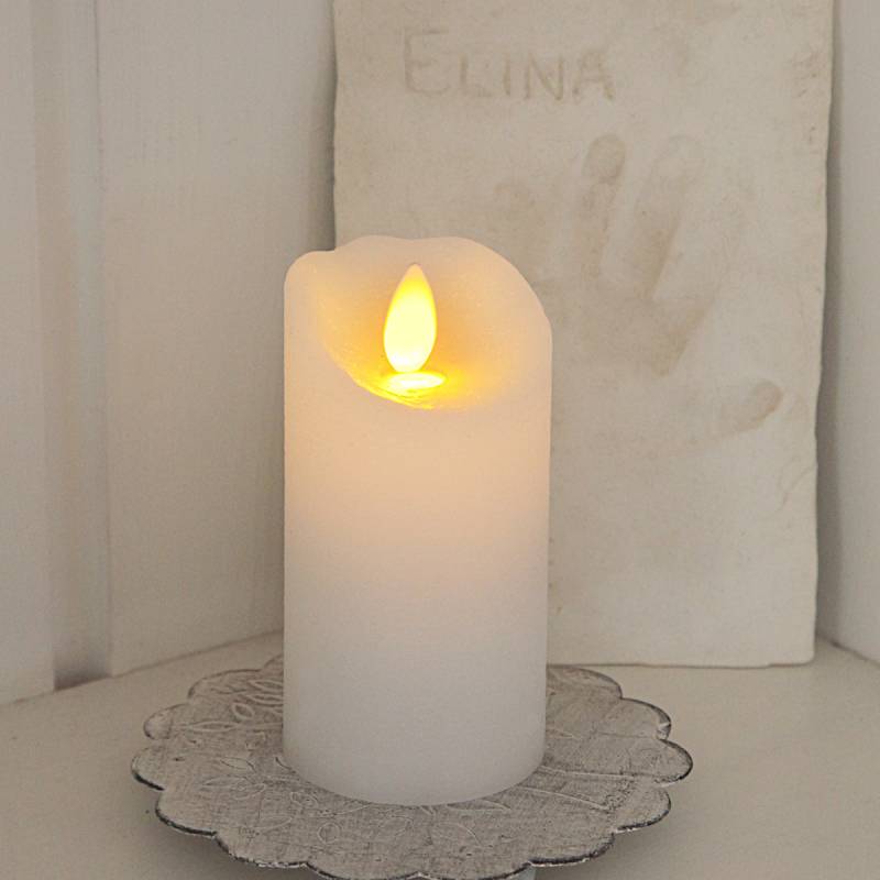 LED Kerze GLOW - Echtwachs - gelbe flackernde LED - Timer - H: 10cm, D: 5,5cm - weiß von StarTrading