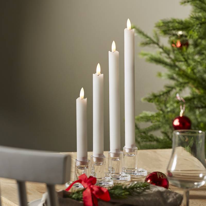 LED Stabkerzen Flamme - Echtwachs - flackernde warmweiße LED - 4 Größen - Timer - weiß - 4er Set von MARELIDA
