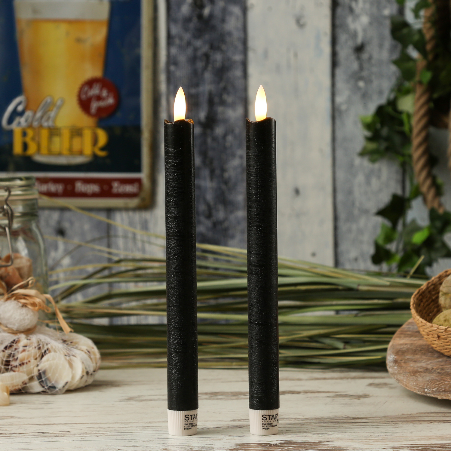 LED Stabkerzen Flamme - Echtwachs - flackernde warmweiße LED - H: 25cm - Timer - schwarz - 2er Set LED Stabkerzen Flamme - Echtwachs - flackernde warmweiße LED - H: 25cm - Timer - schwarz - 2er Set von MARELIDA