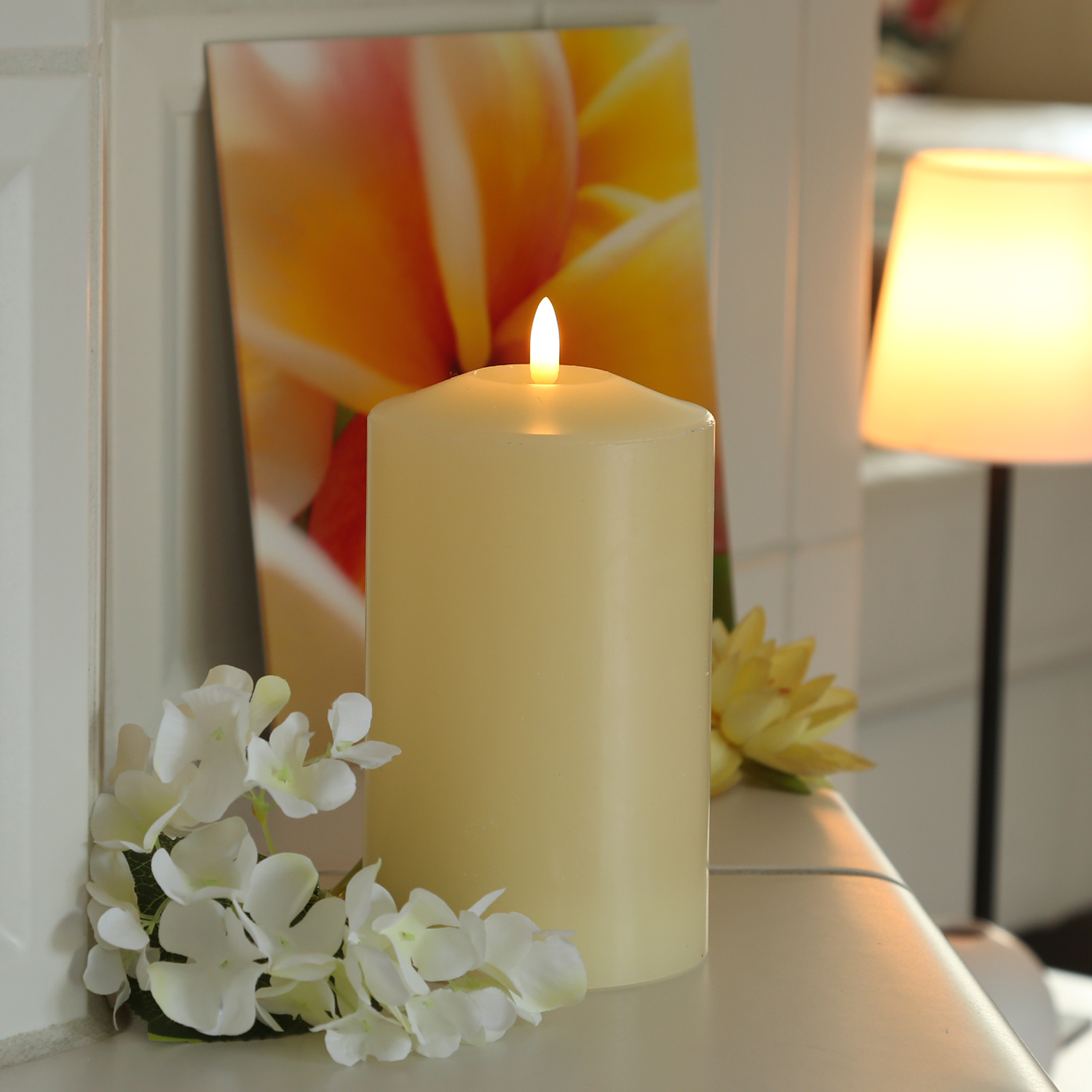 LED Kerze - Echtwachs - flackernde 3D Flamme - H: 19cm D: 10cm - Batterie - Timer - creme LED Kerze - Echtwachs - flackernde 3D Flamme - H: 19cm D: 10cm - Batterie - Timer - creme von MARELIDA