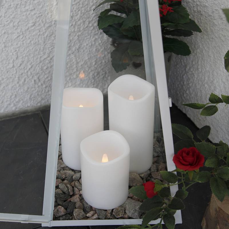 LED Stumpenkerze Paul - flackernde LED - H: 15cm - Batteriebetrieb - Timer - für Außen - weiß von StarTrading