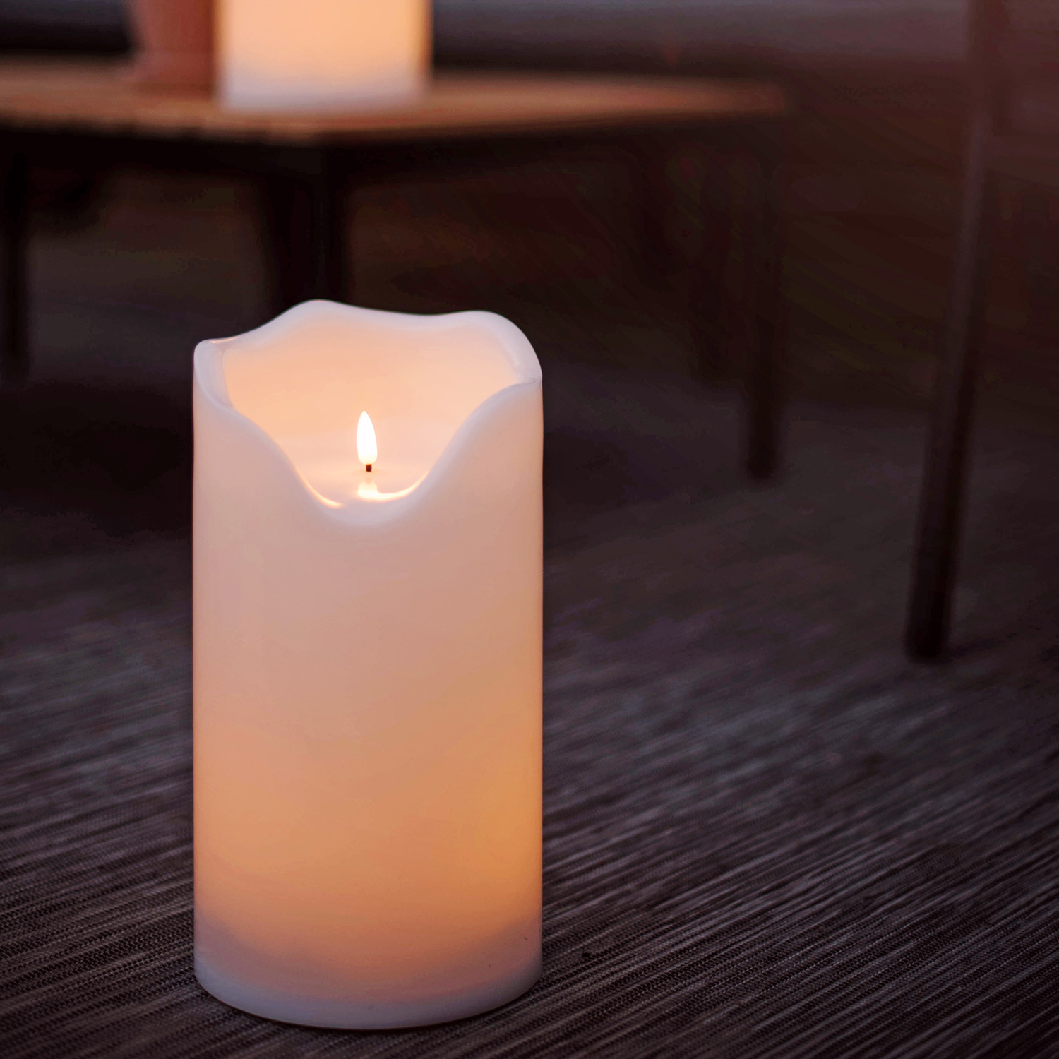 LED XXL Stumpenkerze Flamme - Kunststoff - flackernde 3D Flamme - H: 30cm - Timer - f. Außen - weiß LED XXL Stumpenkerze Flamme - Kunststoff - flackernde 3D Flamme - H: 30cm - Timer - f. Außen - weiß von StarTrading
