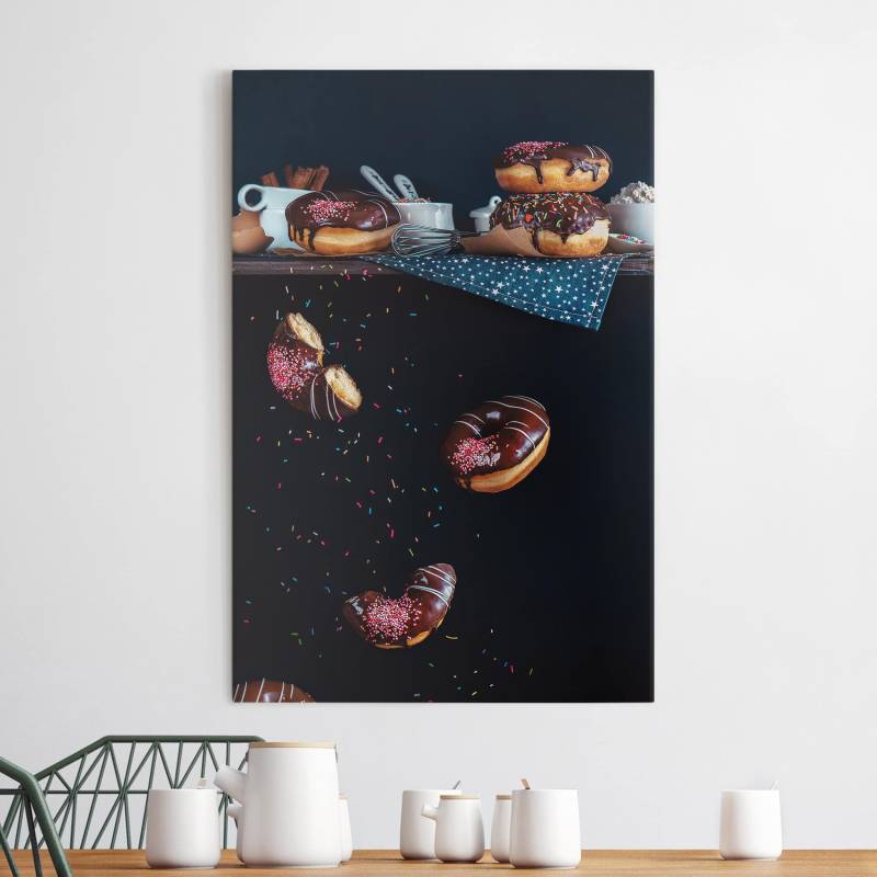 Leinwandbild - Hochformat Donuts vom Küchenregal