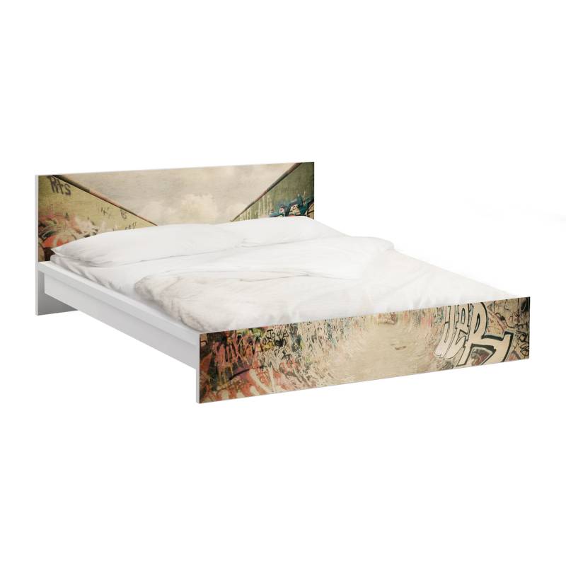Möbelfolie für IKEA Malm Bett 160 cm Breite Graffiti-Skatepark