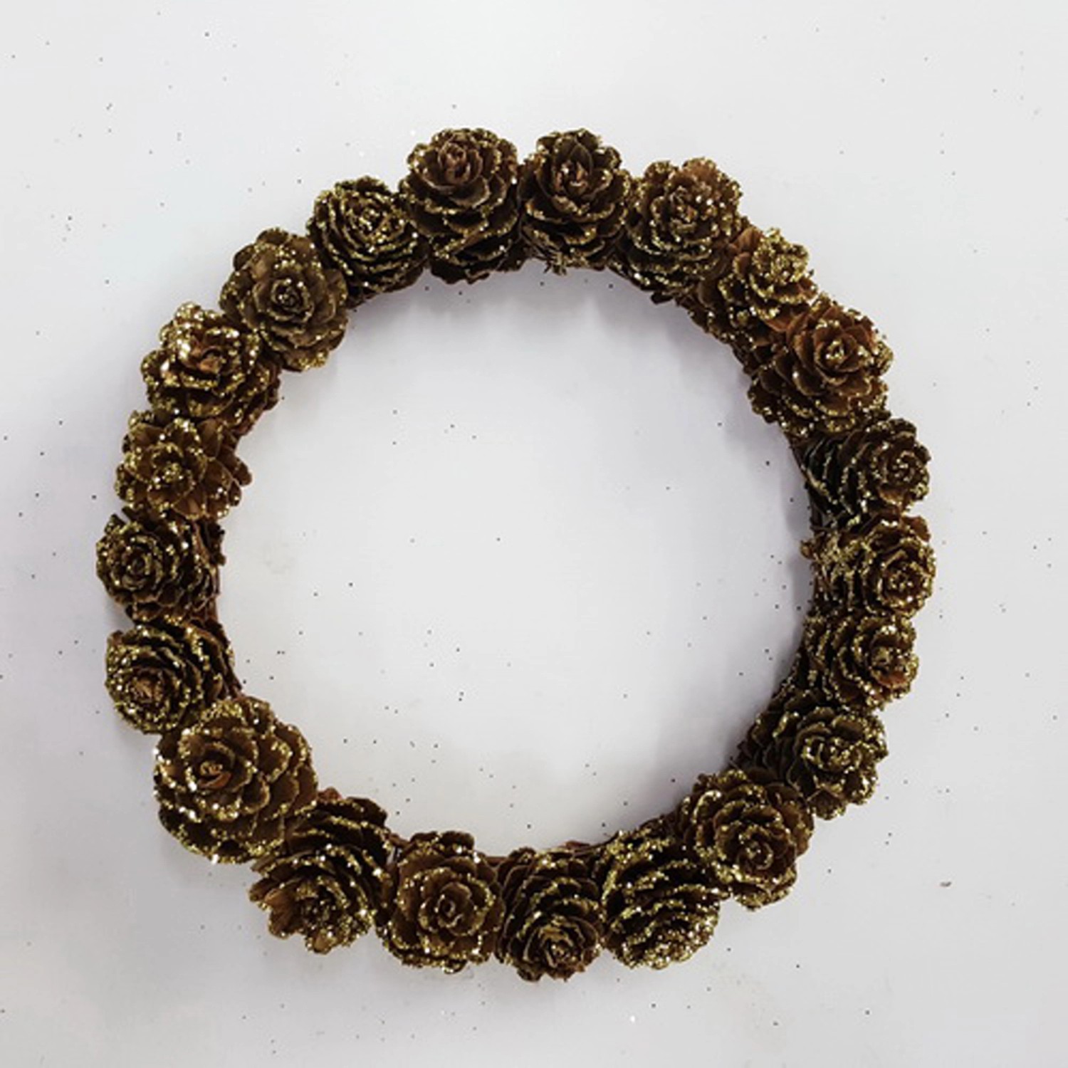 Pinienzapfen-Ring 16 cm x 3 cm Pinienzapfen-Ring 16 cm x 3 cm