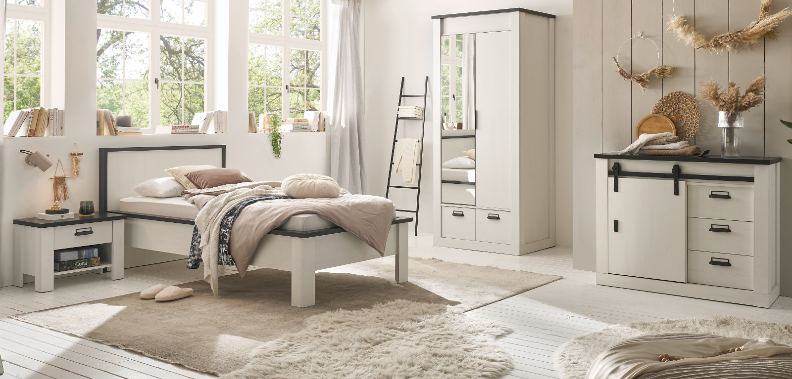 Schlafzimmer Set 4-teilig "Stove" in weiß Pinie Landhaus mit Bett, Kleiderschrank, Nachttisch und Kommode