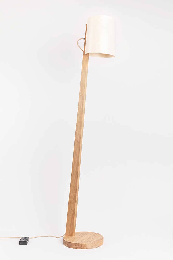 Stehlampe aus Eichenholz zylindrisch 1411 ALMUT - Ahorn