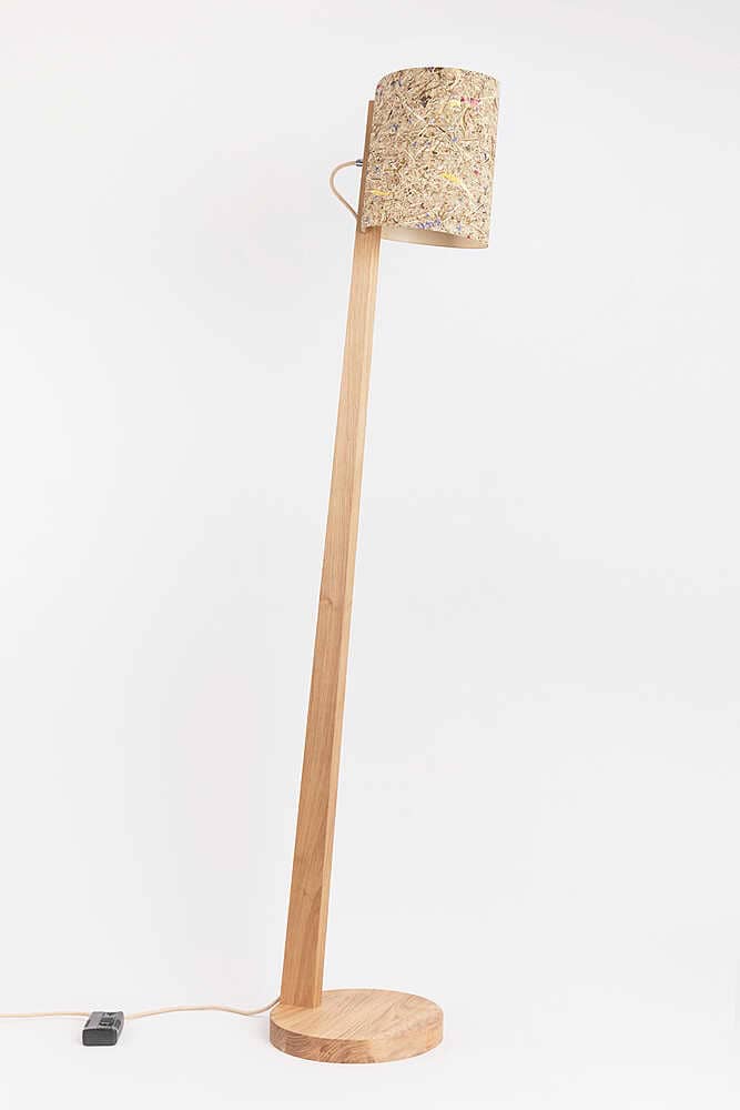 Stehlampe aus Eichenholz zylindrisch 1411 ALMUT - Almwiese