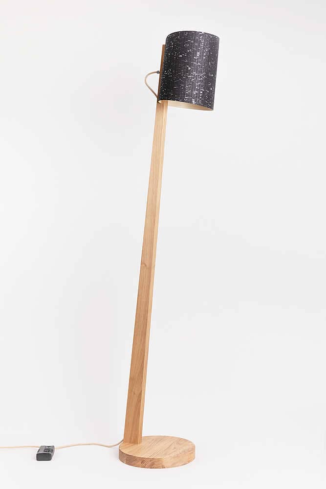 Stehlampe aus Eichenholz zylindrisch 1411 ALMUT - Kork