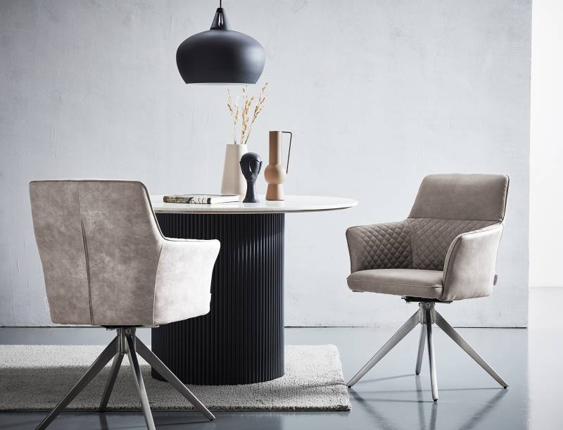 home24 Drehbarer Armlehnenstuhl YEVOY 2er-Set 62 x 90 x 63cm Silber/Metall/Grau Silber von home24