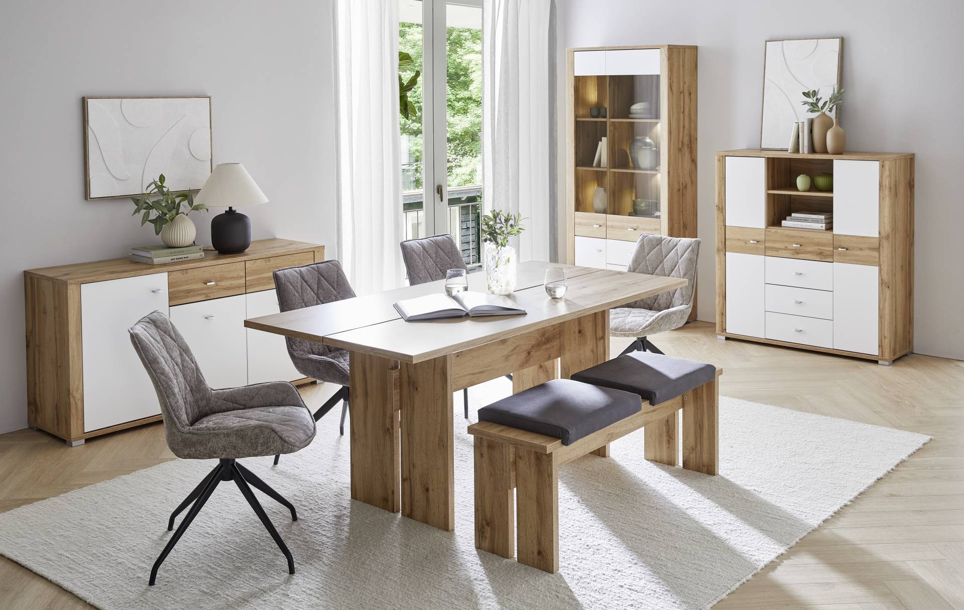 home24 Beleuchtetes Highboard 120 x 117 x 38cm Braun/Weiß home24 Beleuchtetes Highboard 120 x 117 x 38cm Braun/Weiß von home24