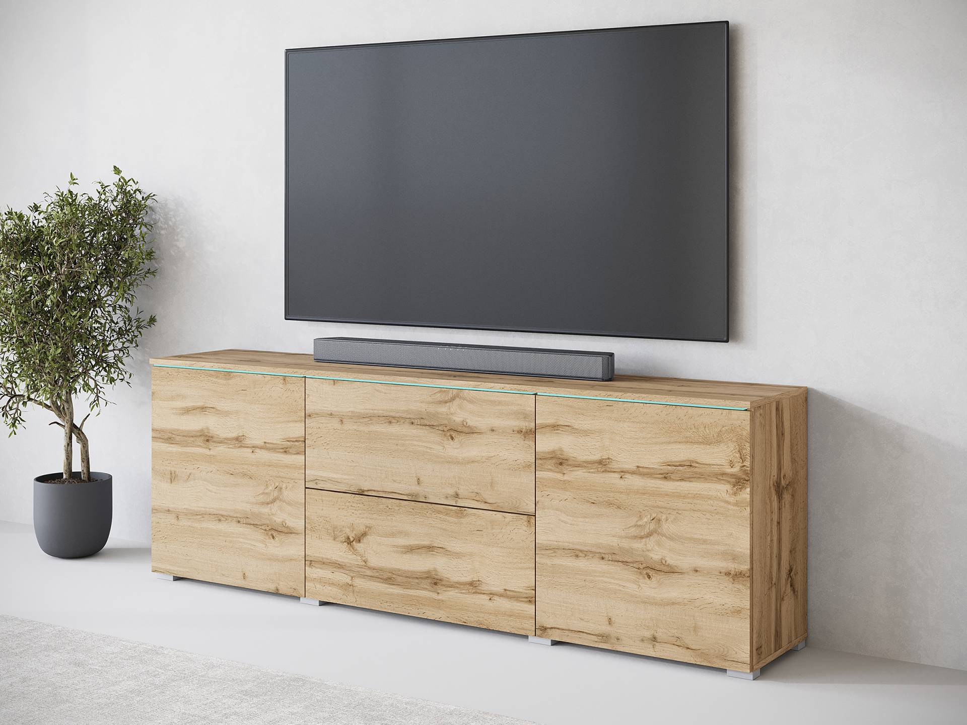 home24 Beleuchtetes TV-Lowboard Spanplatte, beschichtet Braun/Wotaneiche Dekor 180 x 62 x 35cm home24 Beleuchtetes TV-Lowboard Spanplatte, beschichtet Braun/Wotaneiche Dekor 180 x 62 x 35cm von home24