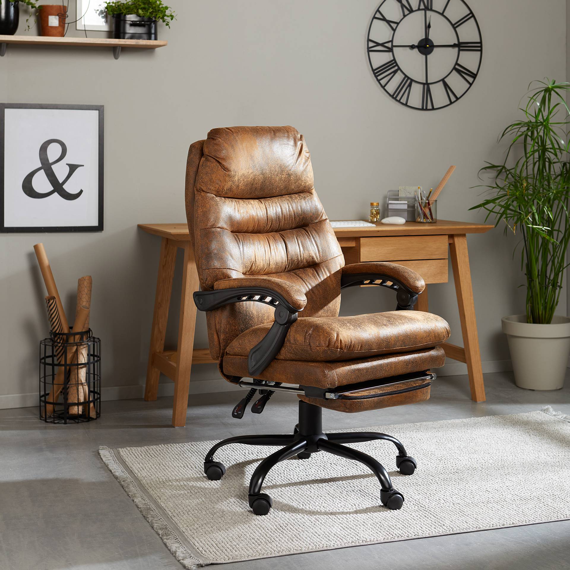 home24 Bürodrehstuhl Edun 64 x 122 x 72cm Braun/Braun home24 Bürodrehstuhl Edun 64 x 122 x 72cm Braun/Braun von home24