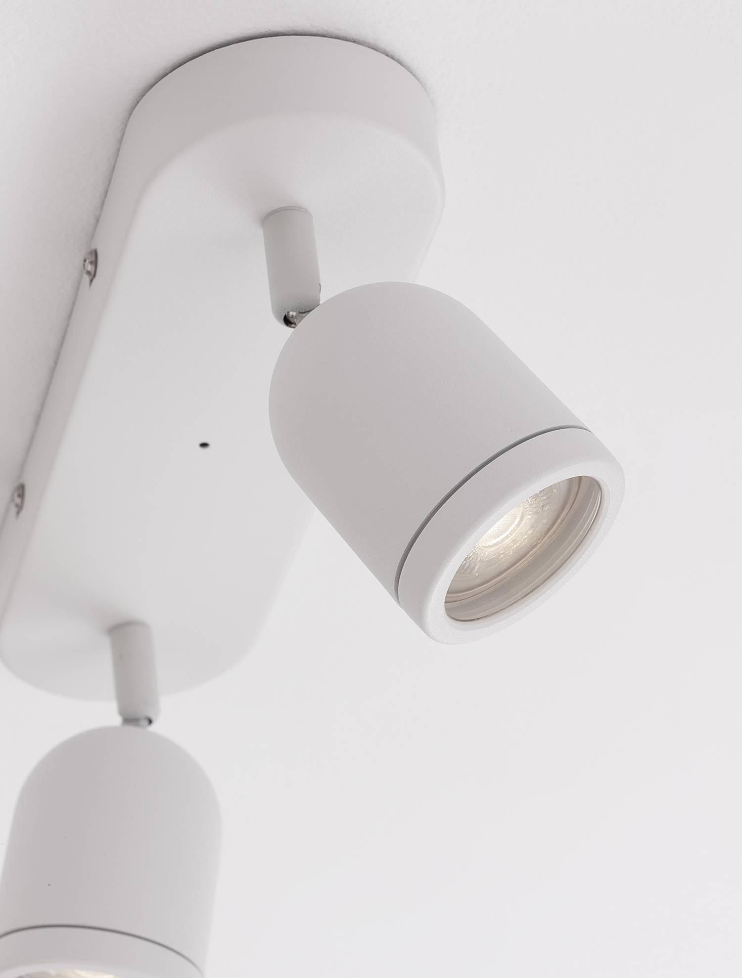 home24 Deckenleuchte Orson 28cm Weiß/Weiß 2 Kabel ABS, Fassung ABS, Baldachin Aluminium, Gehäuse Leuchte Aluminium LED/Smart Home/Glühlampe GU10 home24 Deckenleuchte Orson 28cm Weiß/Weiß 2 Kabel ABS, Fassung ABS, Baldachin Aluminium, Gehäuse Leuchte Aluminium LED/Smart Home/Glühlampe GU10 von home24