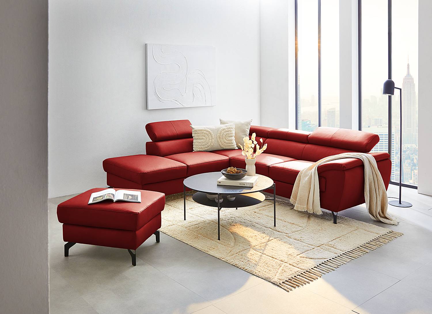 home24 Ecksofa Cartillon mit Longchair Rot Echtleder Mabel / Kunstleder Manda 256 x 90 x 220cm Ottomane davorstehend links Kopfstütze verstellbar home24 Ecksofa Cartillon mit Longchair Rot Echtleder Mabel / Kunstleder Manda 256 x 90 x 220cm Ottomane davorstehend links Kopfstütze verstellbar von home24