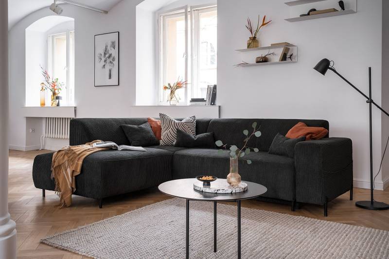 home24 Ecksofa mit Ottomane Schwarz/Grau Cordstoff Poppy 250 x 77 x 192cm Ecke davorstehend links mit Schlaffunktion Modern von home24
