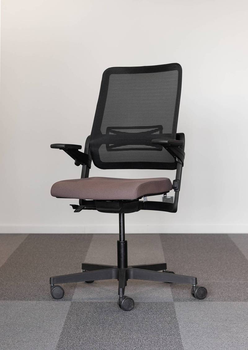 home24 Ergonomischer Bürostuhl XILIUM TYP A 58 x 101 x 67cm Grau/Grau von home24