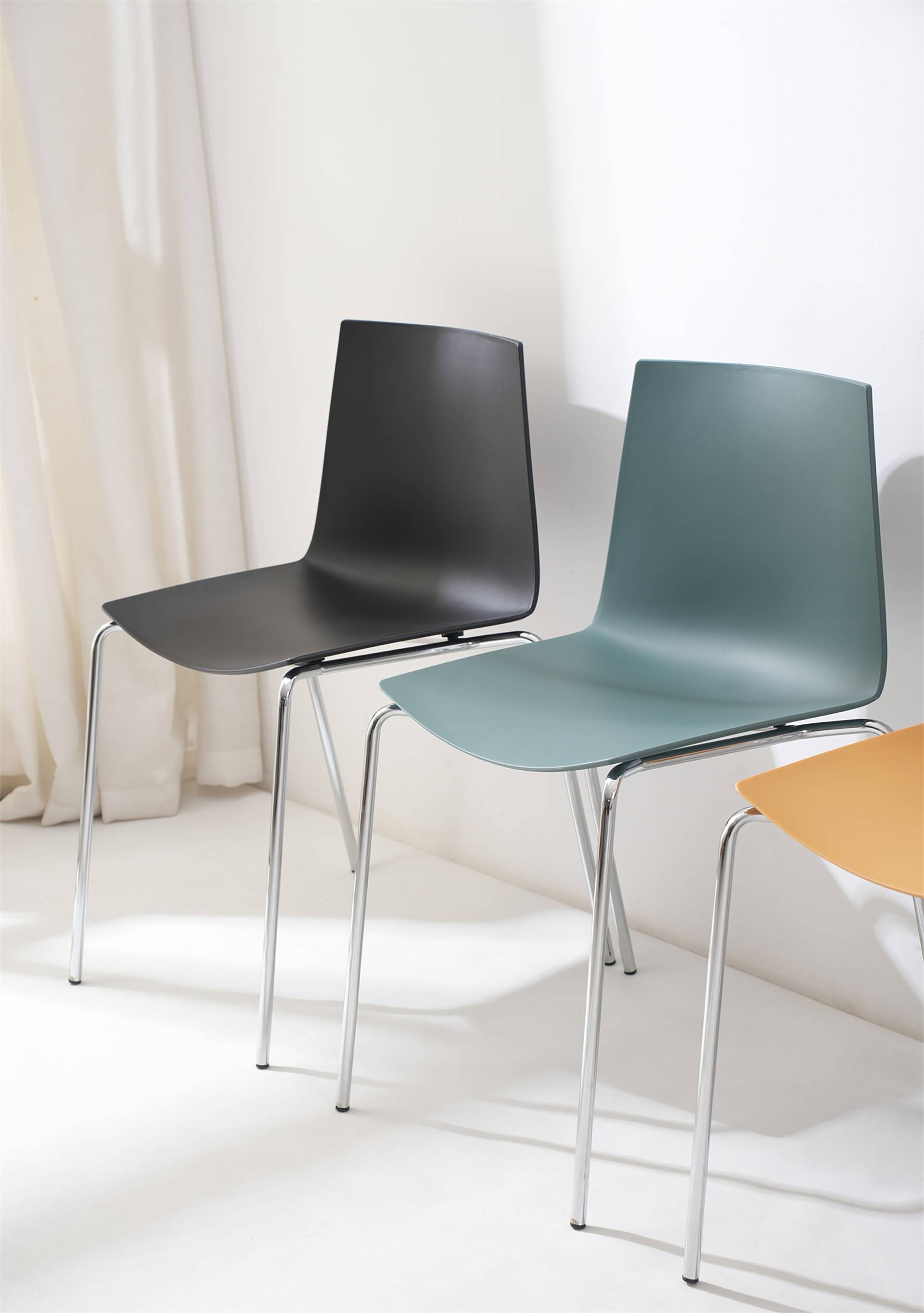 home24 Esszimmerstuhl Vestad 2er-Set 53 x 81 x 54cm Schwarz/Silber/Schwarz von home24