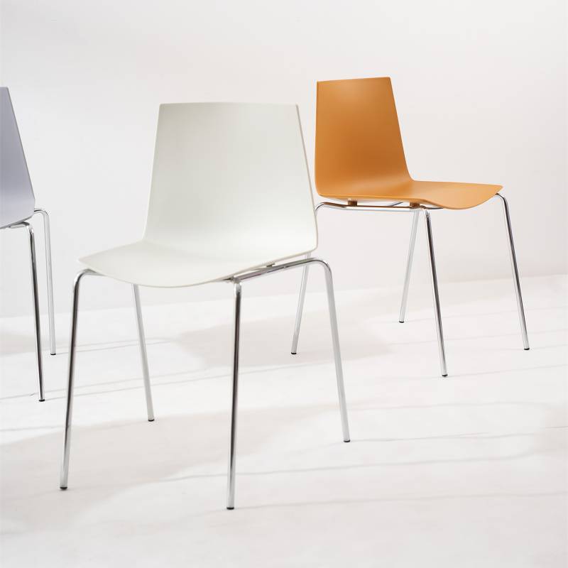 home24 Esszimmerstuhl Vestad 2er-Set 53 x 81 x 54cm Weiß/Silber/Weiß von home24