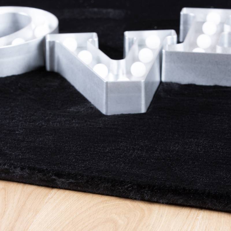 home24 Fellteppich My Cha Cha Schwarz/Schwarz 80 x 150cm Microfaser von home24