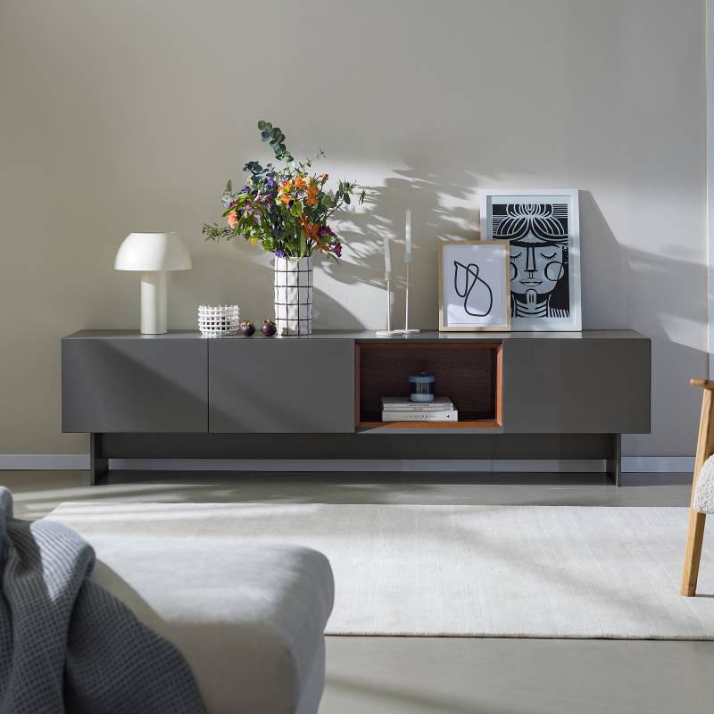 home24 Furniertes TV-Lowboard ILU Front & Korpus: Spanplatte, lackiert Absetzung: Spanplatte, furniert Braun/Grau/Dunkelgrau 215 x 555 x 48cm von home24