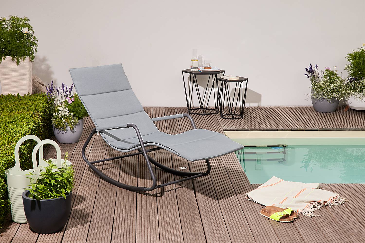 home24 Gartenliege Aliano Kunststoffart: Polyester PVC Material: Metall, Kunststoff Metallart: Aluminium Oberfläche Metall: Pulverbeschichtet home24 Gartenliege Aliano Kunststoffart: Polyester PVC Material: Metall, Kunststoff Metallart: Aluminium Oberfläche Metall: Pulverbeschichtet von home24