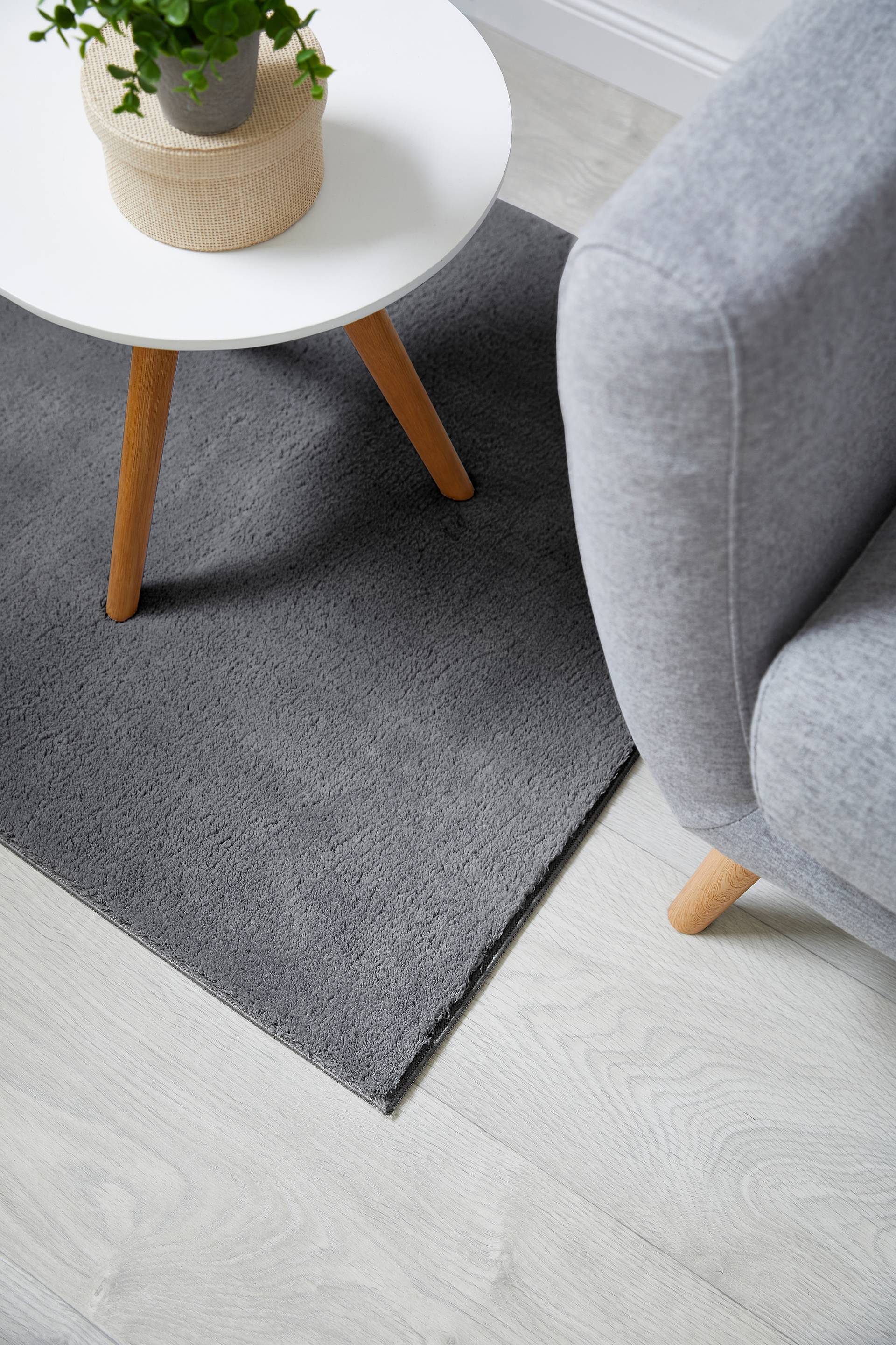 home24 Hochflorteppich Arezzo 80 x 200cm Schwarz/Grau/Dunkelgrau home24 Hochflorteppich Arezzo 80 x 200cm Schwarz/Grau/Dunkelgrau von home24