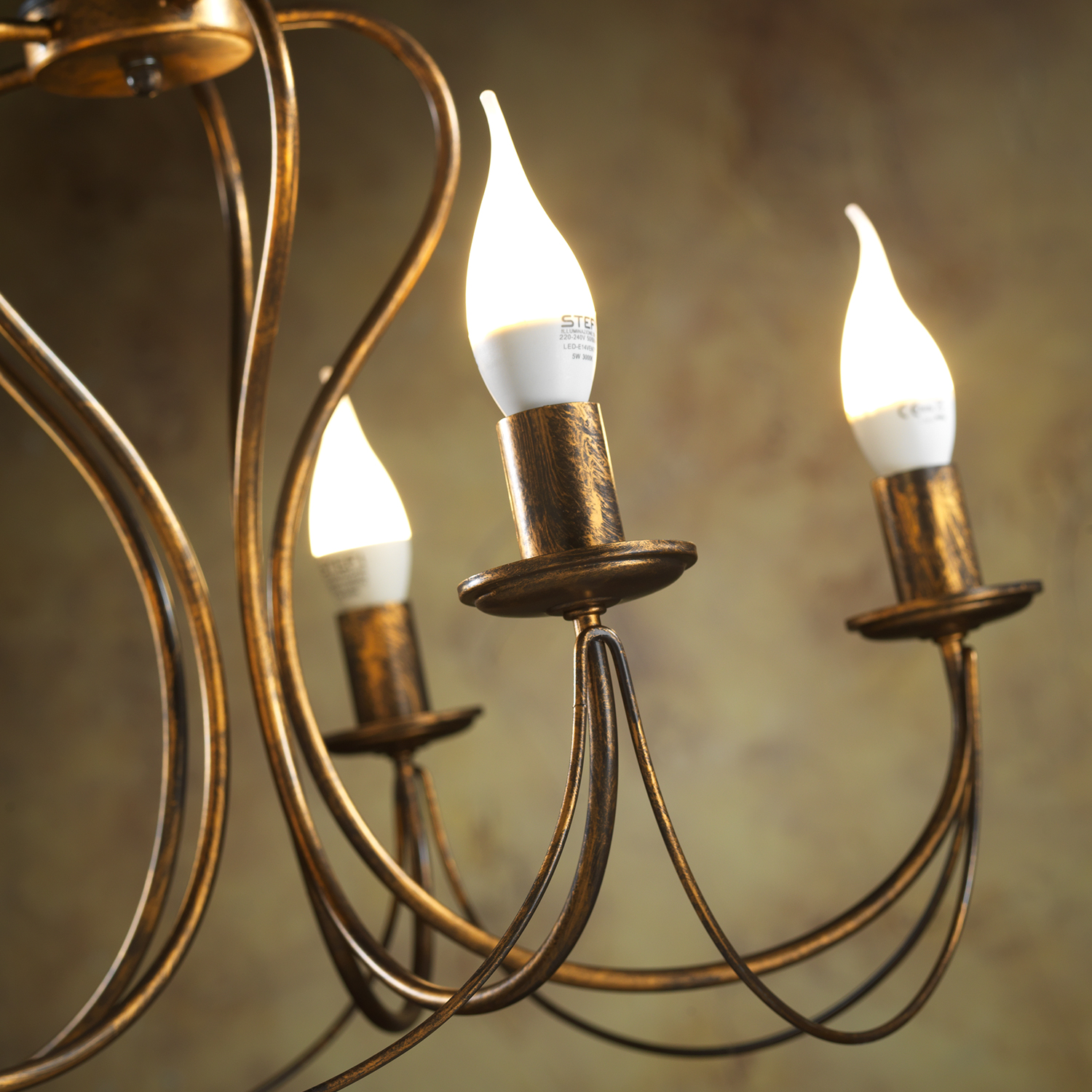 home24 Kronleuchter Candela 55 x 105 x 55cm Kupfer/Kupfer Material: Metall Metallart: Eisen Oberfläche Metall: Lackiert E14 home24 Kronleuchter Candela 55 x 105 x 55cm Kupfer/Kupfer Material: Metall Metallart: Eisen Oberfläche Metall: Lackiert E14 von home24