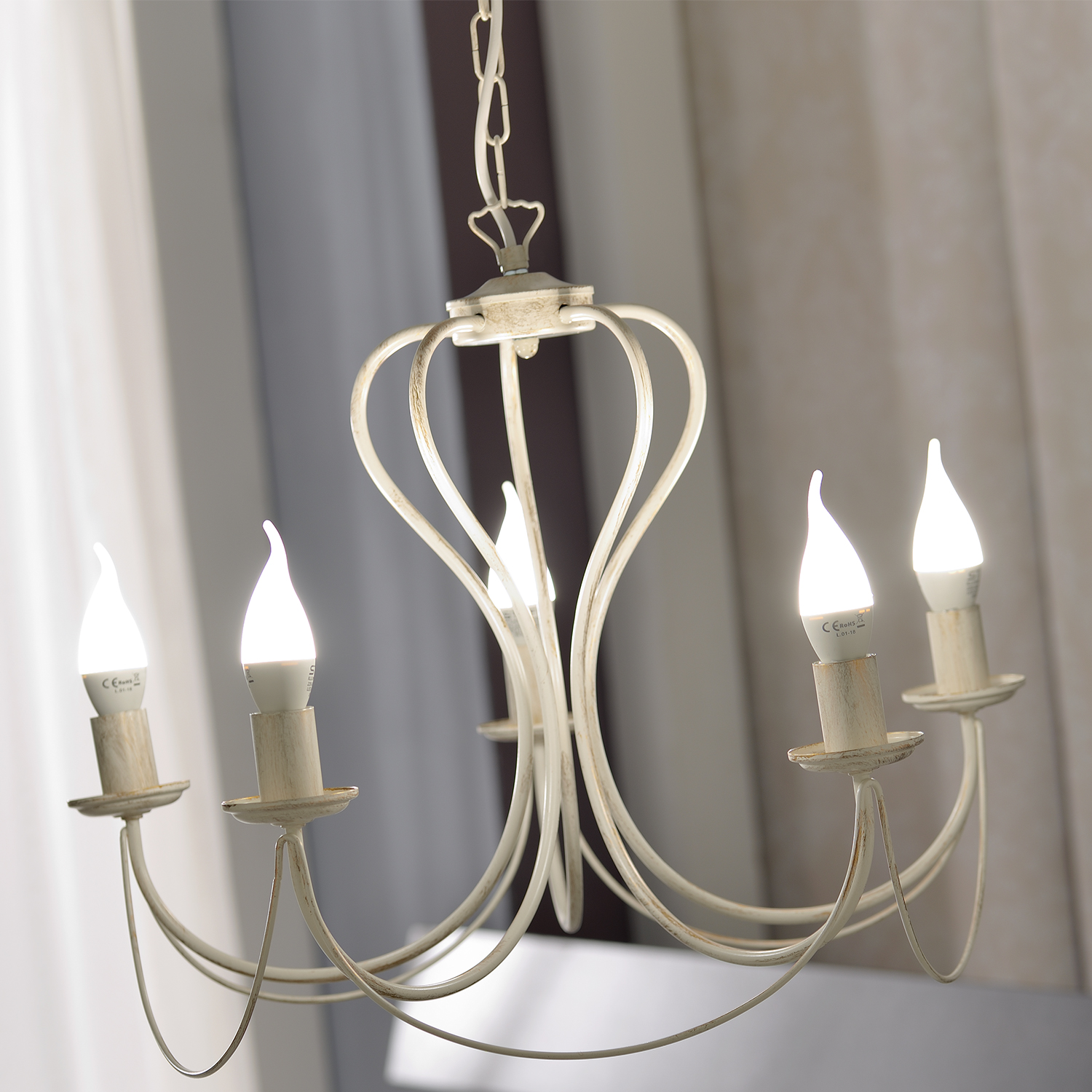 home24 Kronleuchter Candela 55 x 105 x 55cm Weiß/Weiß Material: Metall Metallart: Eisen Oberfläche Metall: Lackiert E14 home24 Kronleuchter Candela 55 x 105 x 55cm Weiß/Weiß Material: Metall Metallart: Eisen Oberfläche Metall: Lackiert E14 von home24