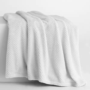 home24 Kuscheldecke Enry 170 x 210cm Weiß/Weiß Microfaser home24 Kuscheldecke Enry 170 x 210cm Weiß/Weiß Microfaser von home24