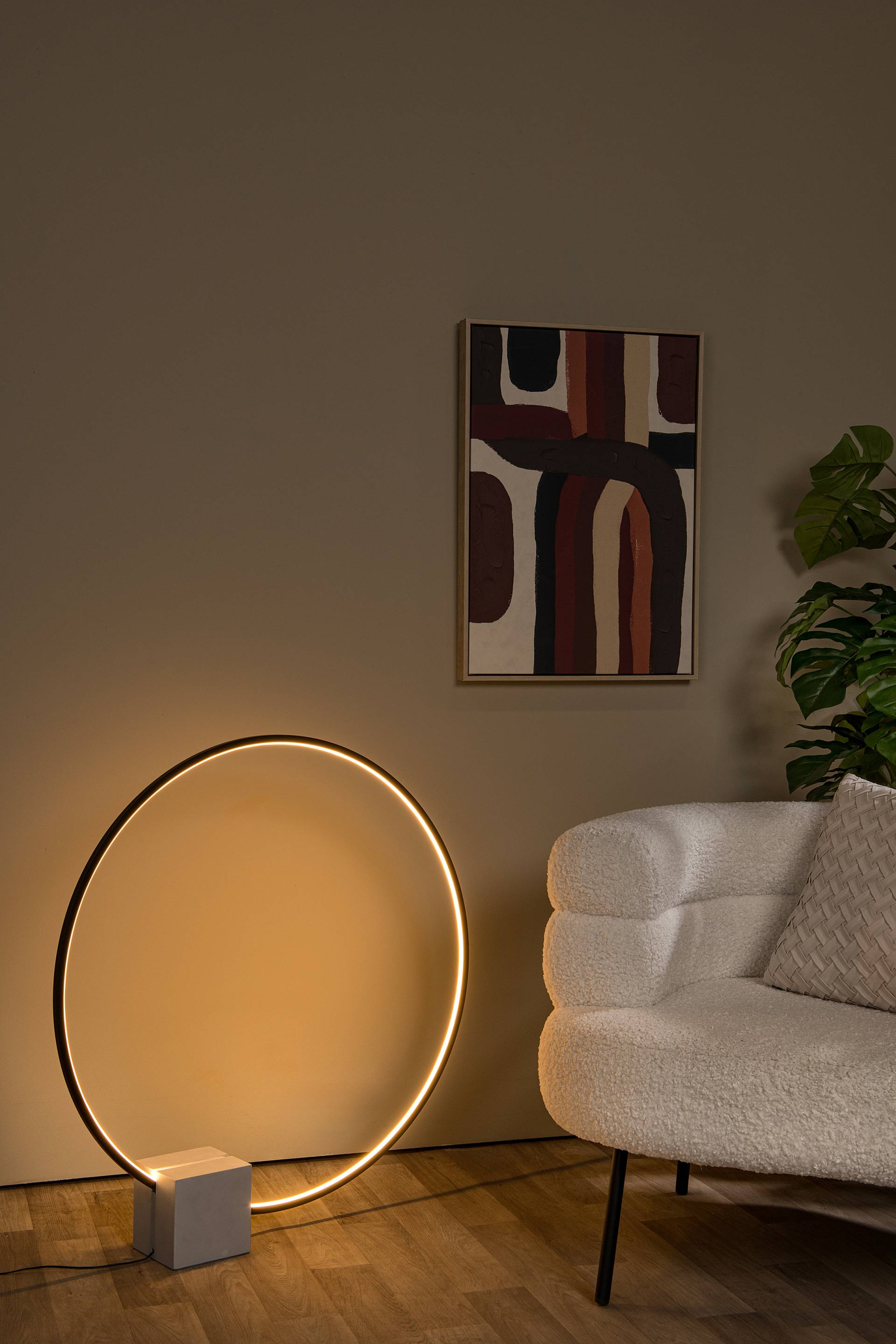 home24 LED-Tischleuchte Cirkelis Ø 83cm Schwarz/Schwarz Material: Metall Metallart: Aluminium Oberfläche Metall: Gestrahlt LED LED-Platine home24 LED-Tischleuchte Cirkelis Ø 83cm Schwarz/Schwarz Material: Metall Metallart: Aluminium Oberfläche Metall: Gestrahlt LED LED-Platine von home24