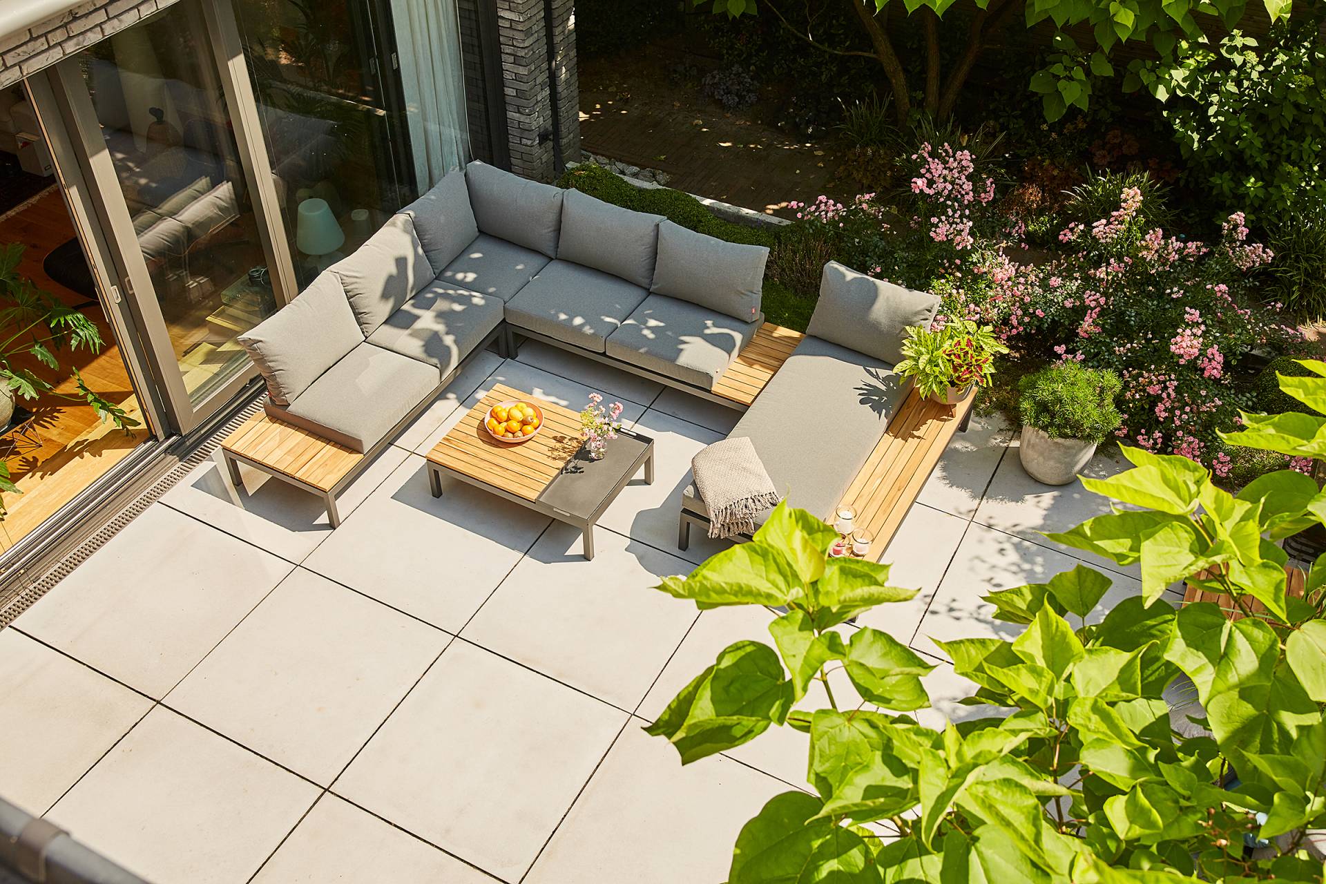 home24 Loungeset 5er-Set A 242 x 84 x 204cm Schwarz/Braun home24 Loungeset 5er-Set A 242 x 84 x 204cm Schwarz/Braun von home24