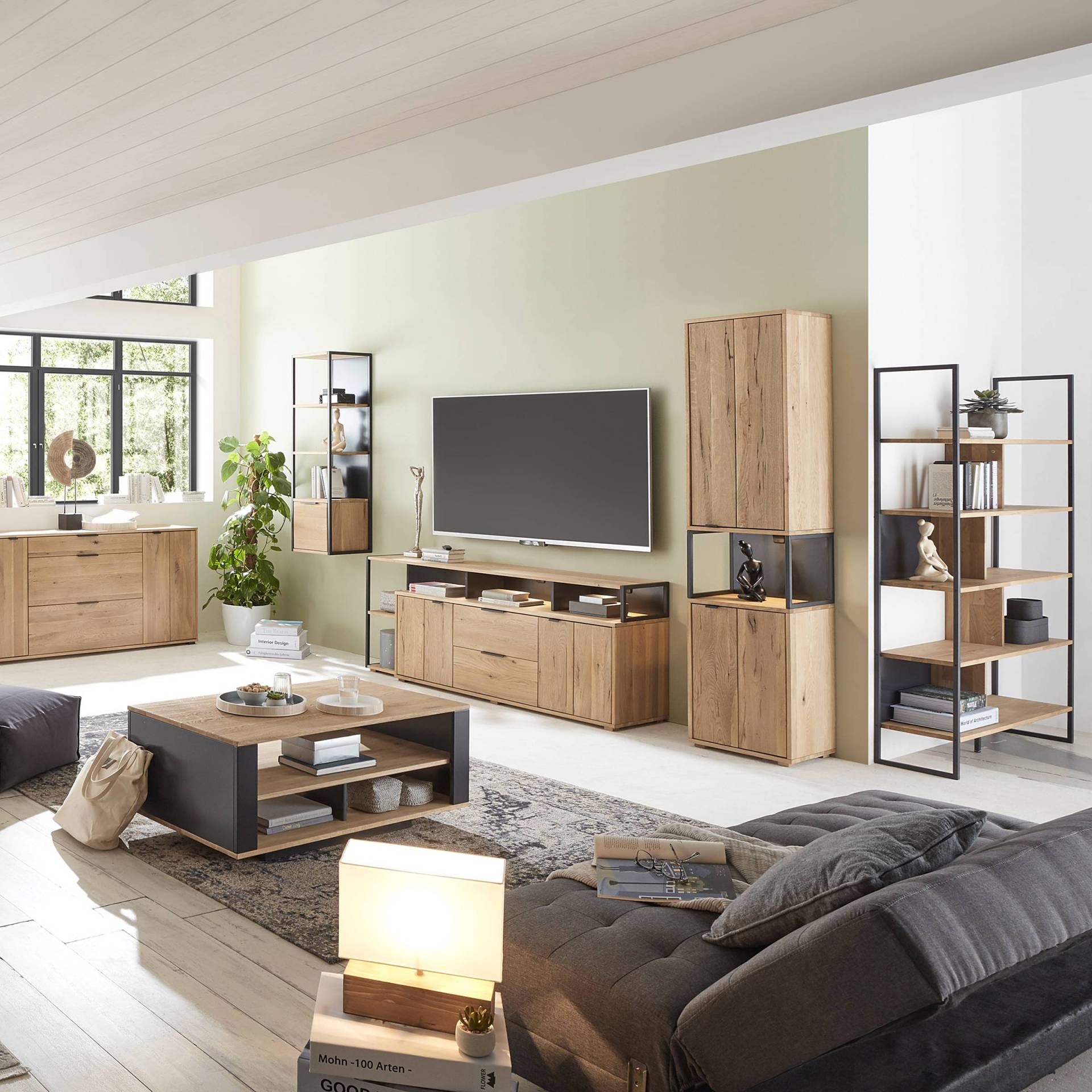 home24 Massives TV-Lowboard Front & Korpus: Massivholz Wildeiche, sandgestrahlt & geölt Gestell: Metall, lackiert Braun 187 x 73 x 44cm Ausrichtung home24 Massives TV-Lowboard Front & Korpus: Massivholz Wildeiche, sandgestrahlt & geölt Gestell: Metall, lackiert Braun 187 x 73 x 44cm Ausrichtung von home24