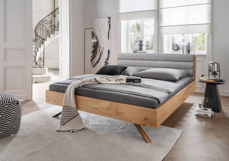 home24 Massivholzbett Rubba mit Polsterkopfteil 200 x 200cm Webstoff Braun Eiche von home24