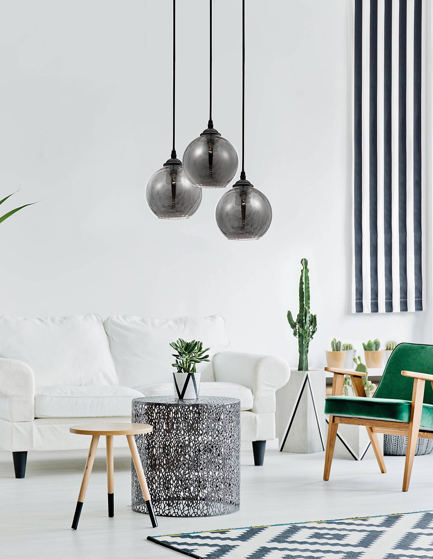 home24 Pendelleuchte Adelina Ø 30cm Schwarz/Schwarz Kabel ABS, Fassung ABS, Baldachin Aluminium, Gehäuse Leuchte Aluminium LED/Smart Home/Glühlampe home24 Pendelleuchte Adelina Ø 30cm Schwarz/Schwarz Kabel ABS, Fassung ABS, Baldachin Aluminium, Gehäuse Leuchte Aluminium LED/Smart Home/Glühlampe von home24