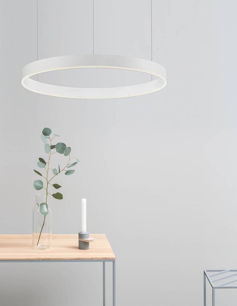 home24 Pendelleuchte Motif Typ A Ø 60cm Weiß/Weiß Kabel ABS, Fassung ABS, Baldachin Aluminium, Gehäuse Leuchte Aluminium Nicht austauschbare LEDs von home24