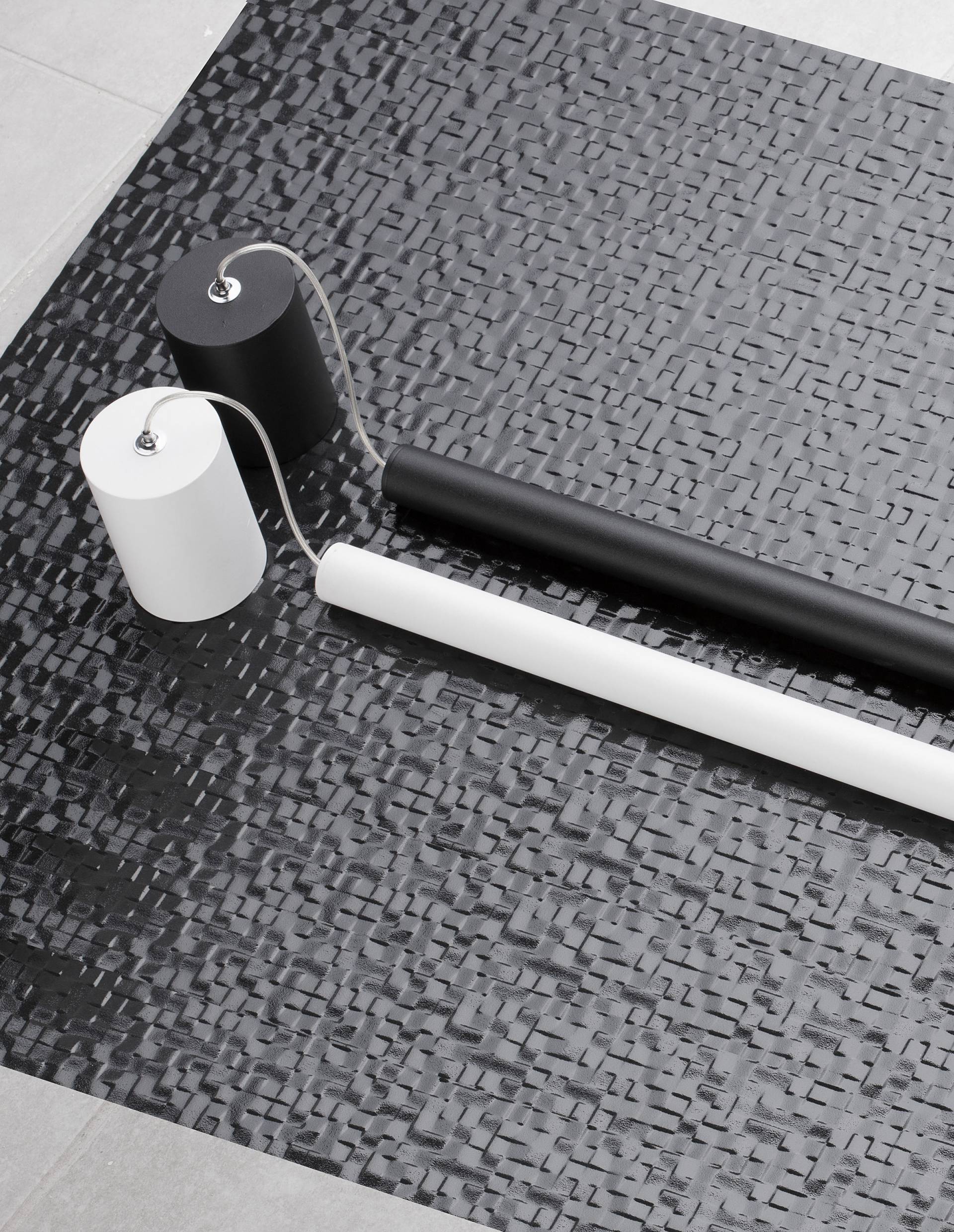 home24 Pendelleuchte Ultrathin Ø 2cm Schwarz/Schwarz Kabel ABS, Fassung ABS, Baldachin Aluminium, Gehäuse Leuchte Aluminium Nicht austauschbare LEDs home24 Pendelleuchte Ultrathin Ø 2cm Schwarz/Schwarz Kabel ABS, Fassung ABS, Baldachin Aluminium, Gehäuse Leuchte Aluminium Nicht austauschbare LEDs von home24