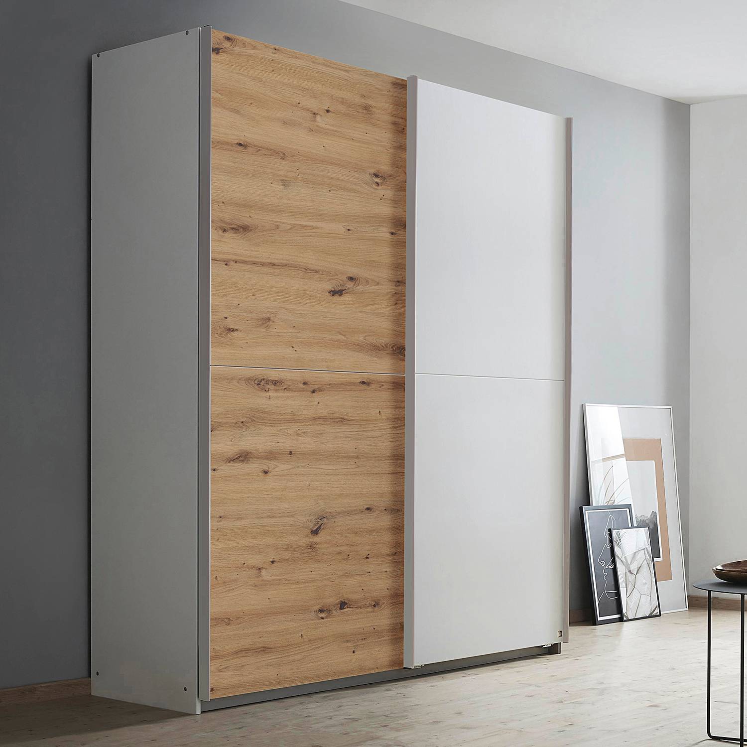 home24 Schwebetürenschrank 175 x 191 x 59cm Weiß/Alpinweiß/Eiche Artisan Dekor Classic home24 Schwebetürenschrank 175 x 191 x 59cm Weiß/Alpinweiß/Eiche Artisan Dekor Classic von home24