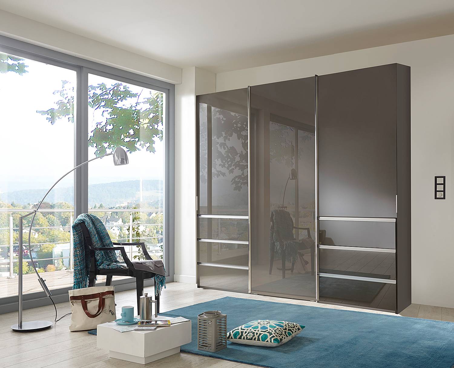 home24 Schwebetürenschrank Glastür 246 x 217cm Braun/Grau/Havanna home24 Schwebetürenschrank Glastür 246 x 217cm Braun/Grau/Havanna von home24